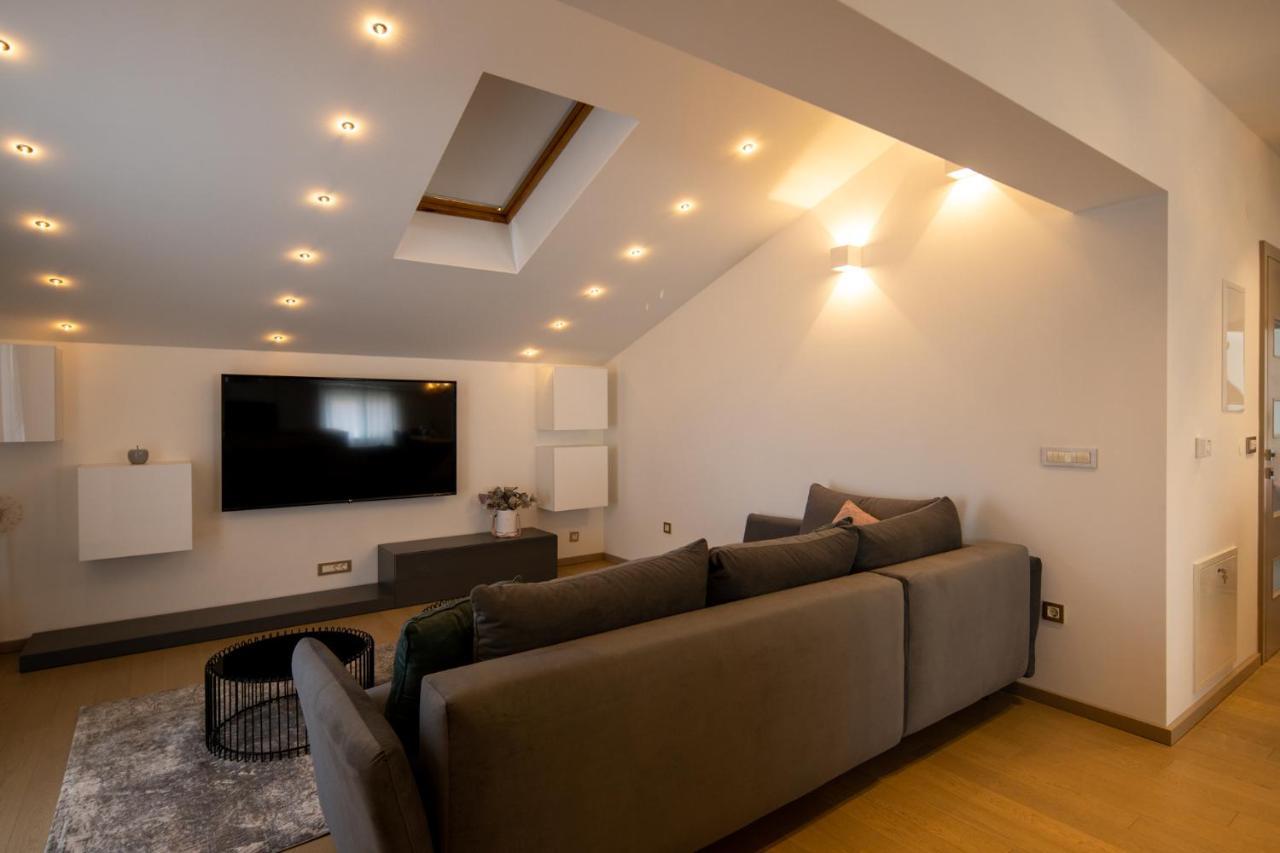 Lumaja Luxury Apartman Biograd Na Moru Buitenkant foto
