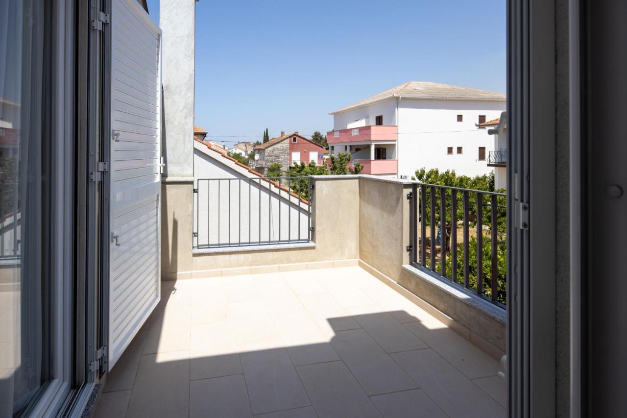 Lumaja Luxury Apartman Biograd Na Moru Buitenkant foto
