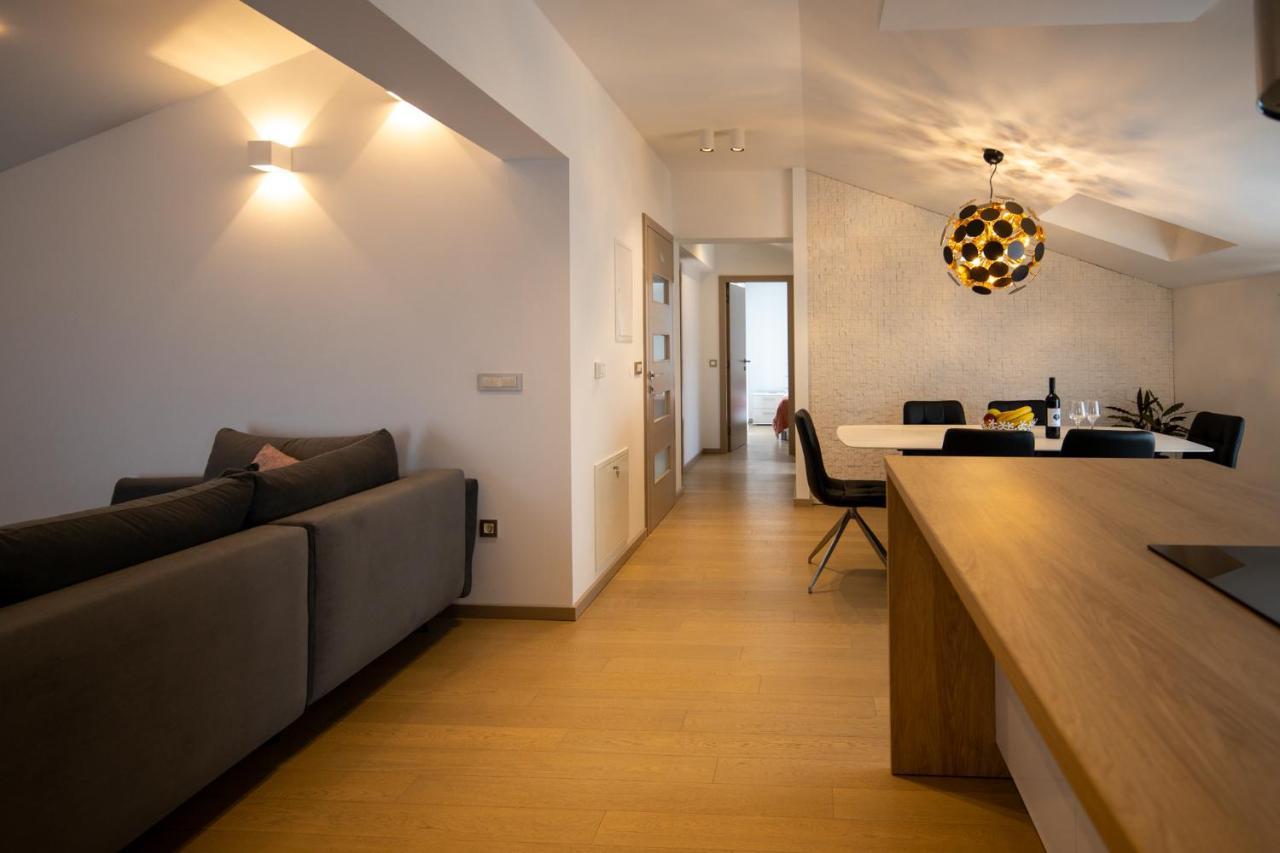 Lumaja Luxury Apartman Biograd Na Moru Buitenkant foto