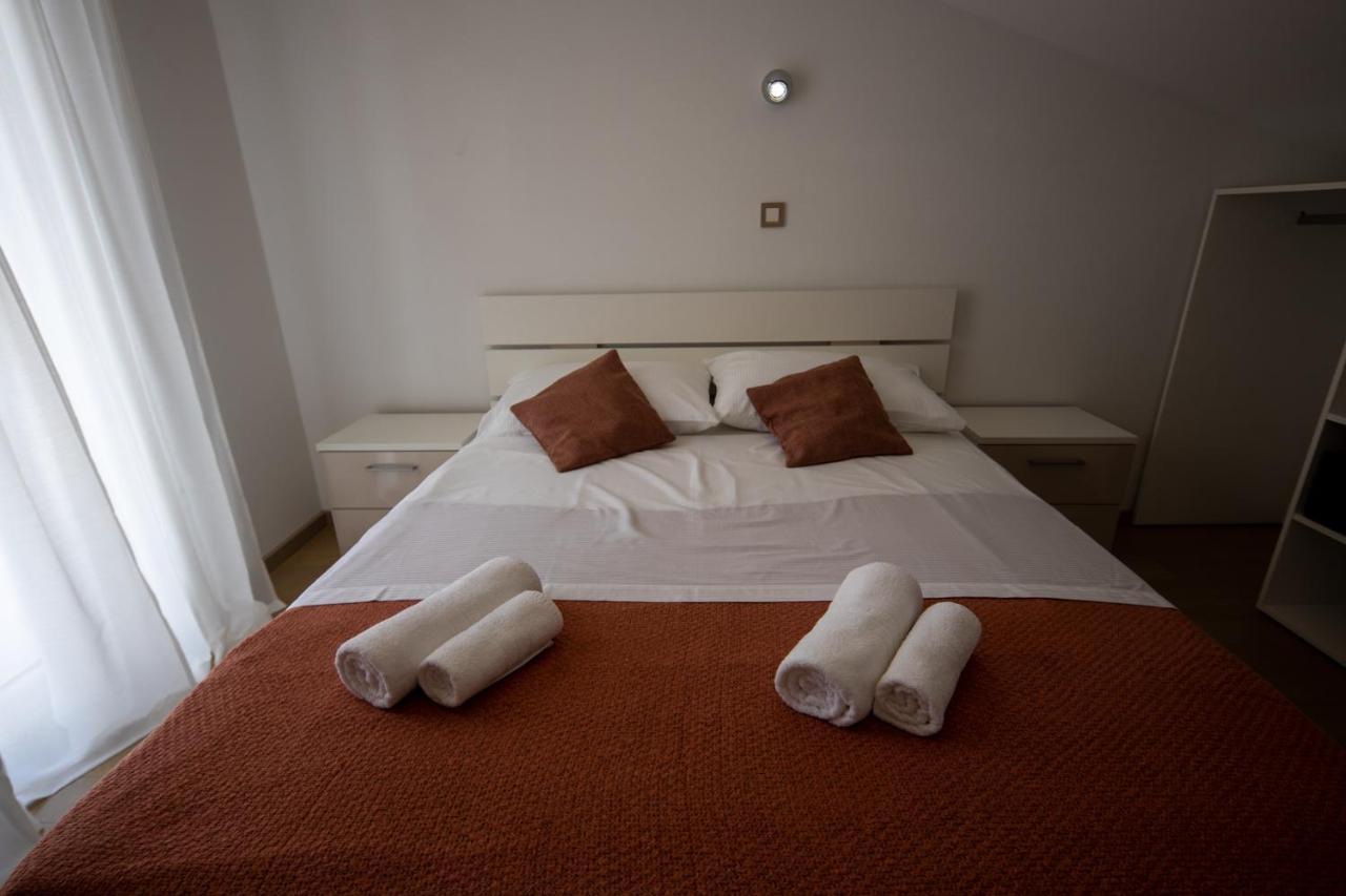 Lumaja Luxury Apartman Biograd Na Moru Buitenkant foto