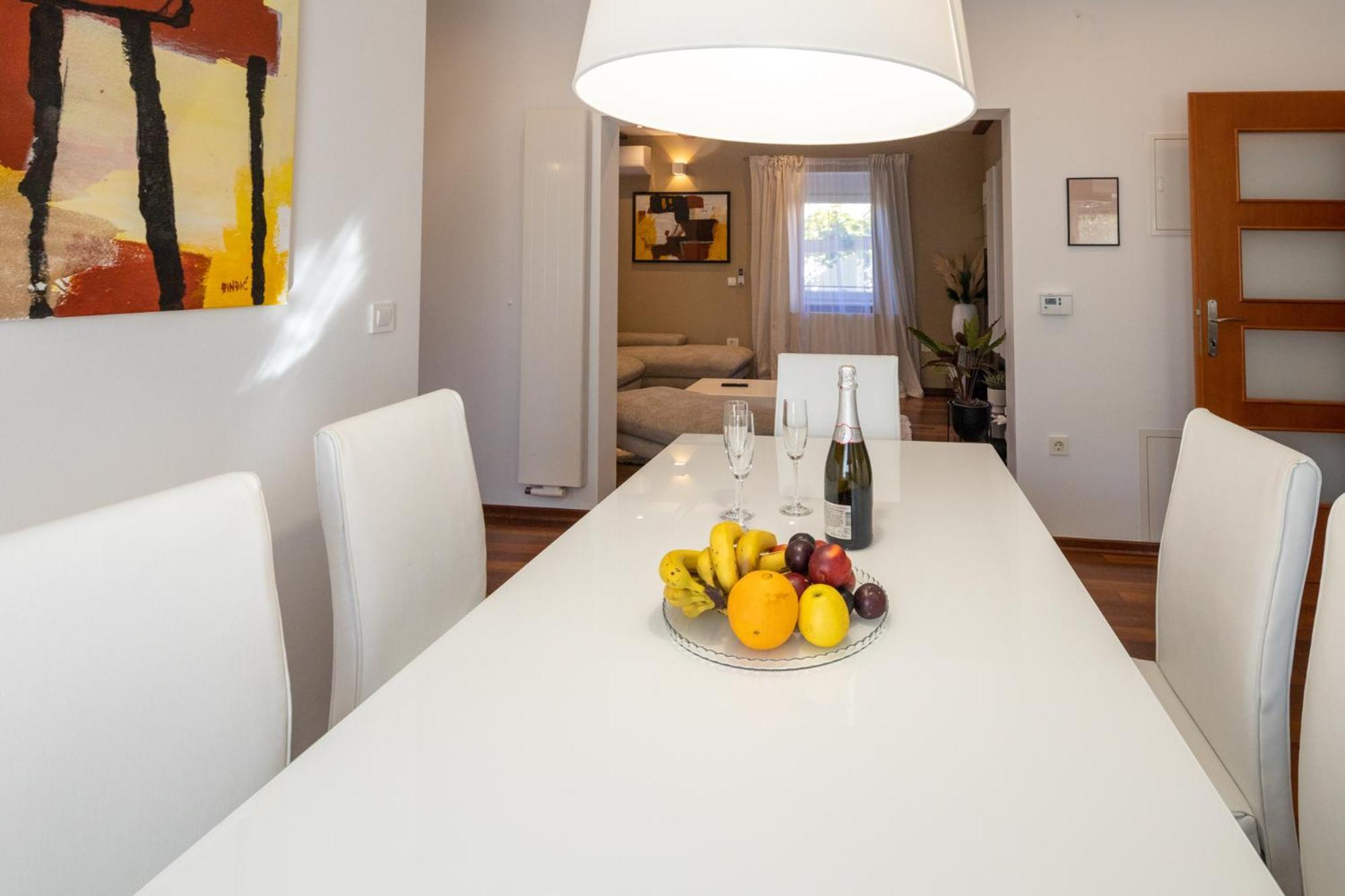 Lumaja Luxury Apartman Biograd Na Moru Buitenkant foto