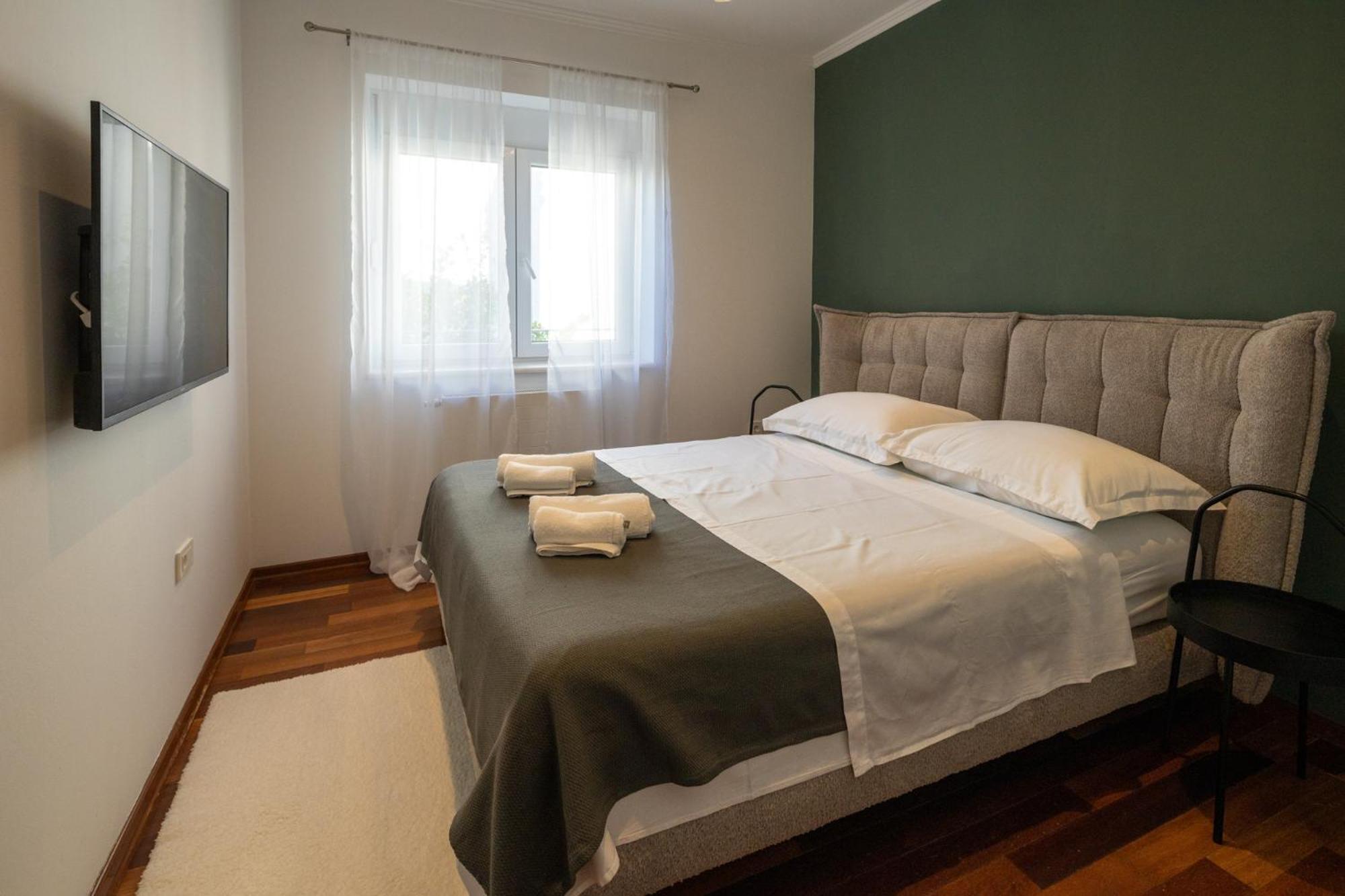 Lumaja Luxury Apartman Biograd Na Moru Buitenkant foto