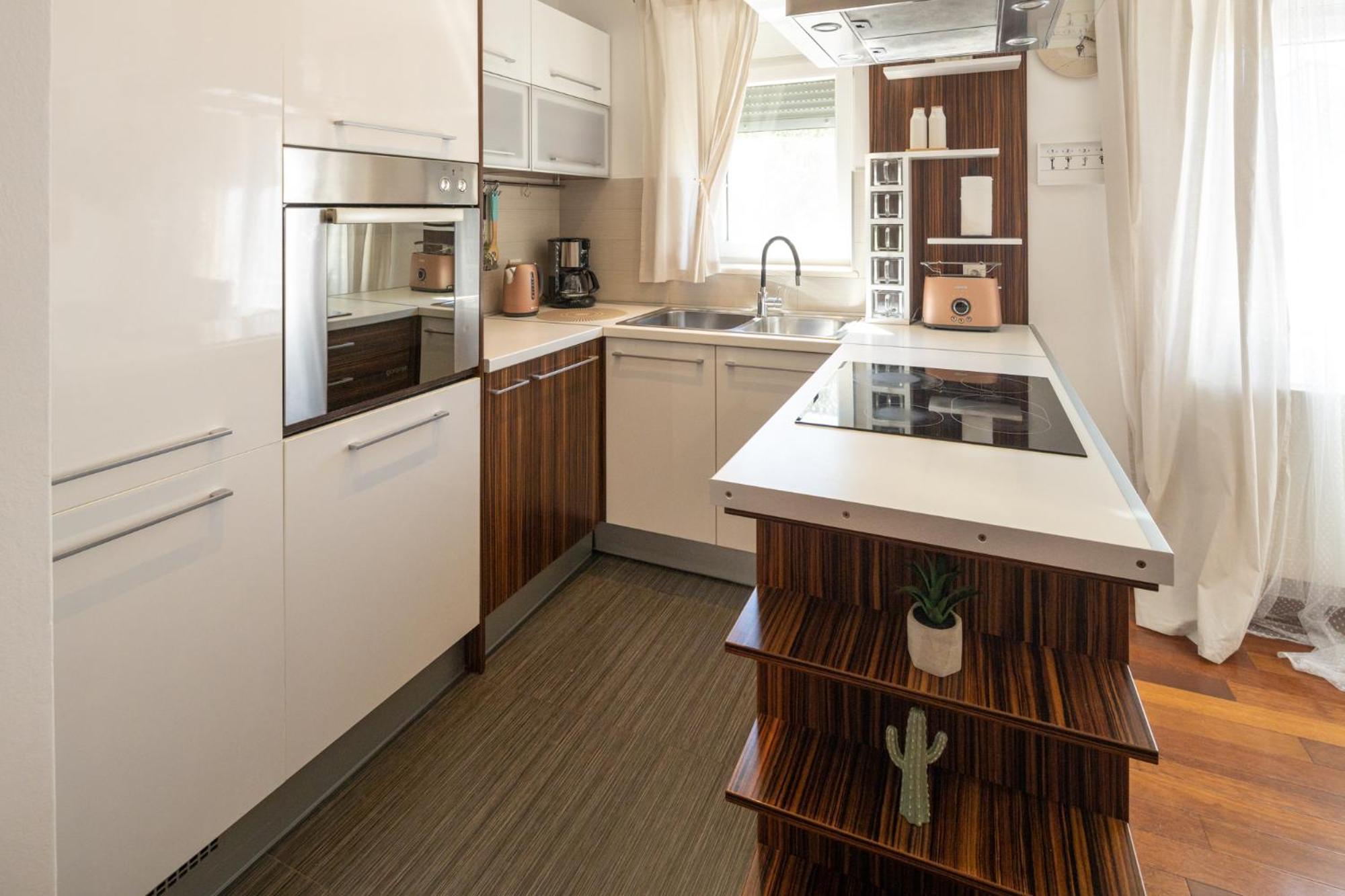 Lumaja Luxury Apartman Biograd Na Moru Buitenkant foto